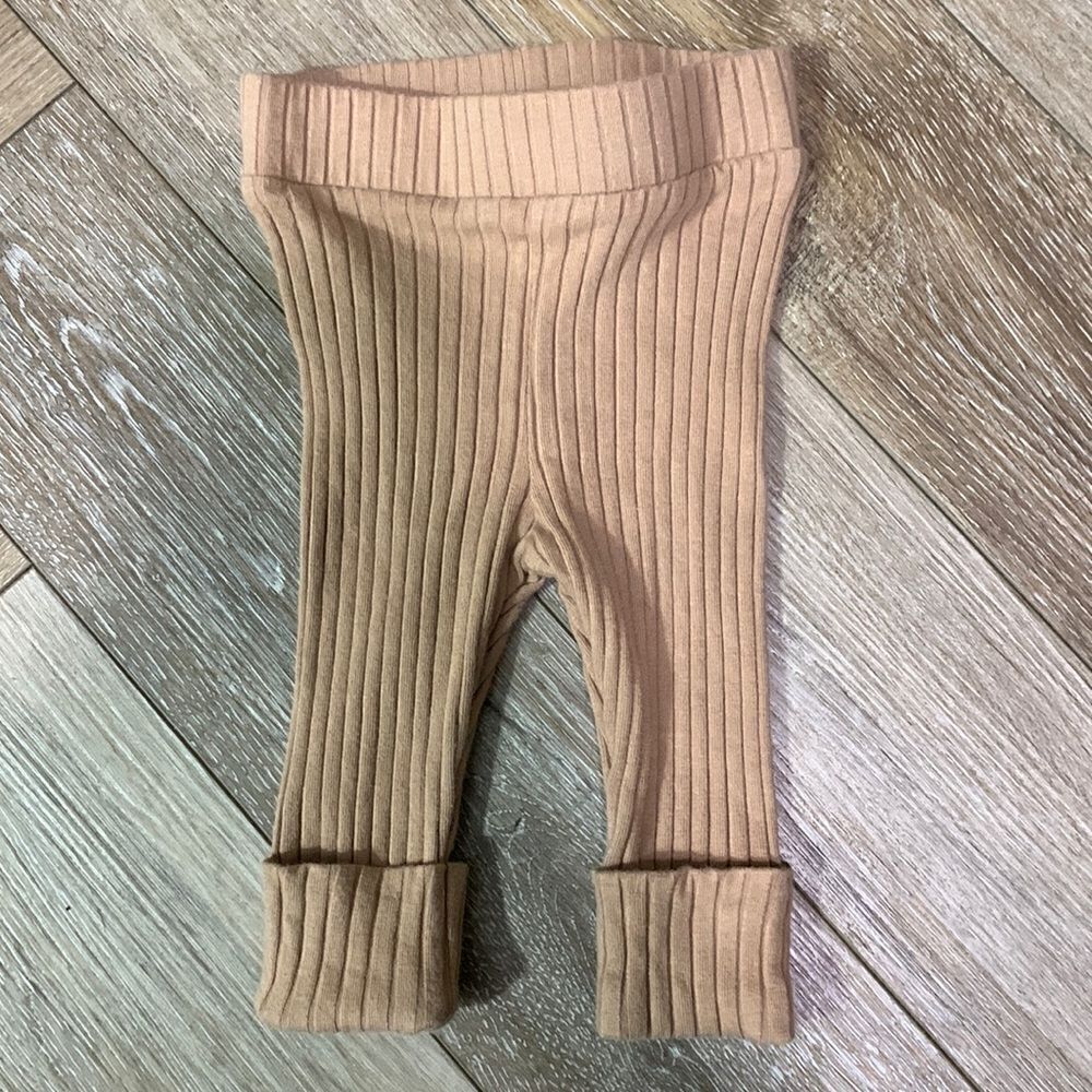 Kate Quinn Wide Ribbed Leggings